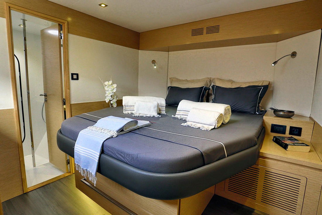 Fountaine Pajot Sanya 57