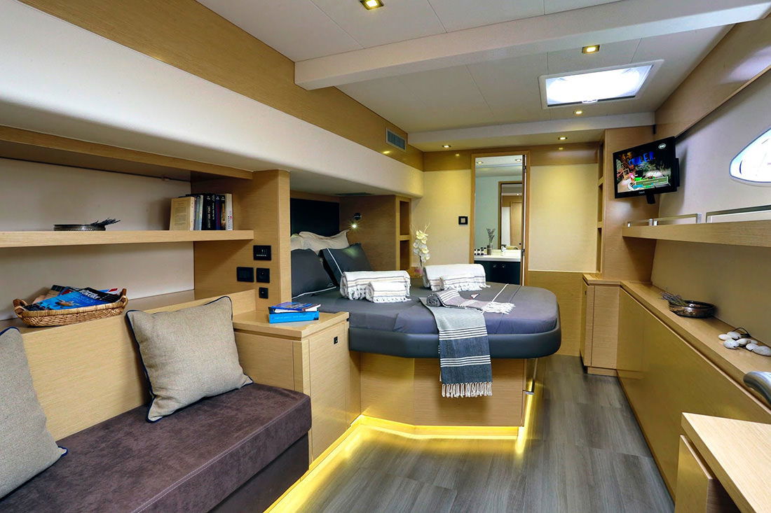 Fountaine Pajot Sanya 57