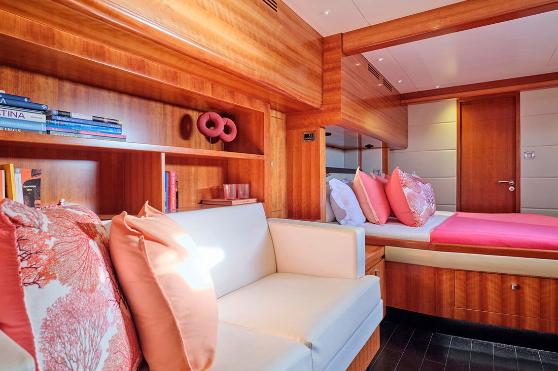 Fountaine Pajot Galathea 65