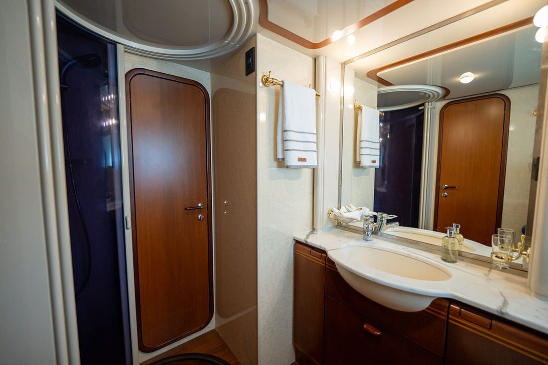 Ferretti 80 RPH