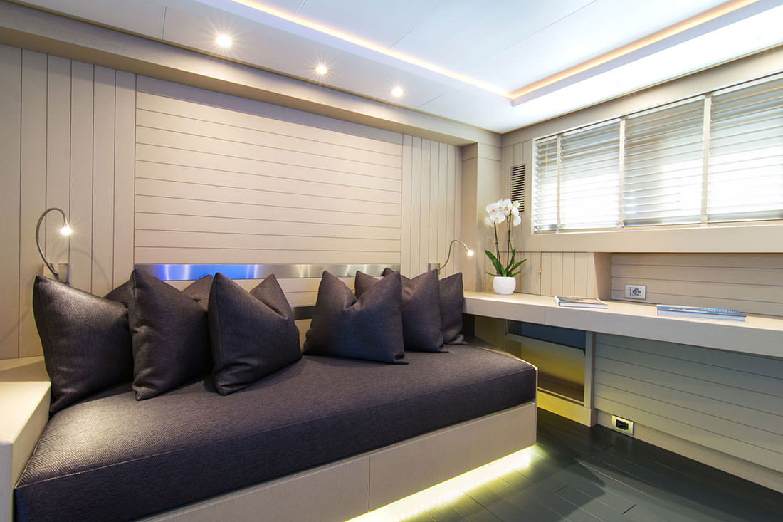 Cantieri di Pisa Akhir 105