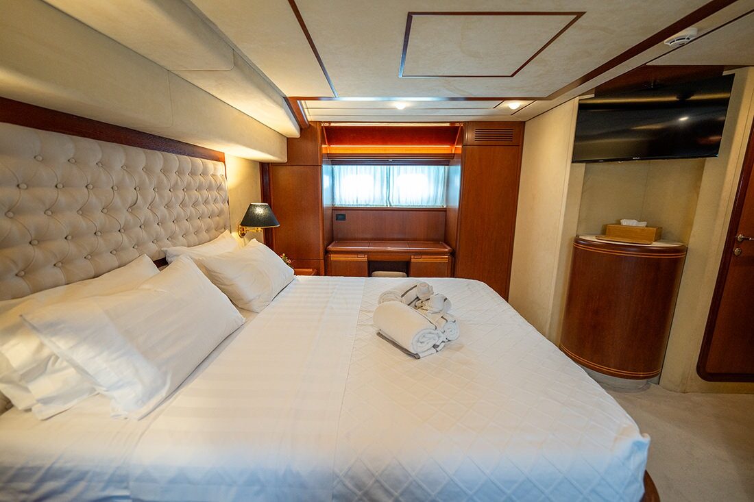 Ferretti 80 RPH