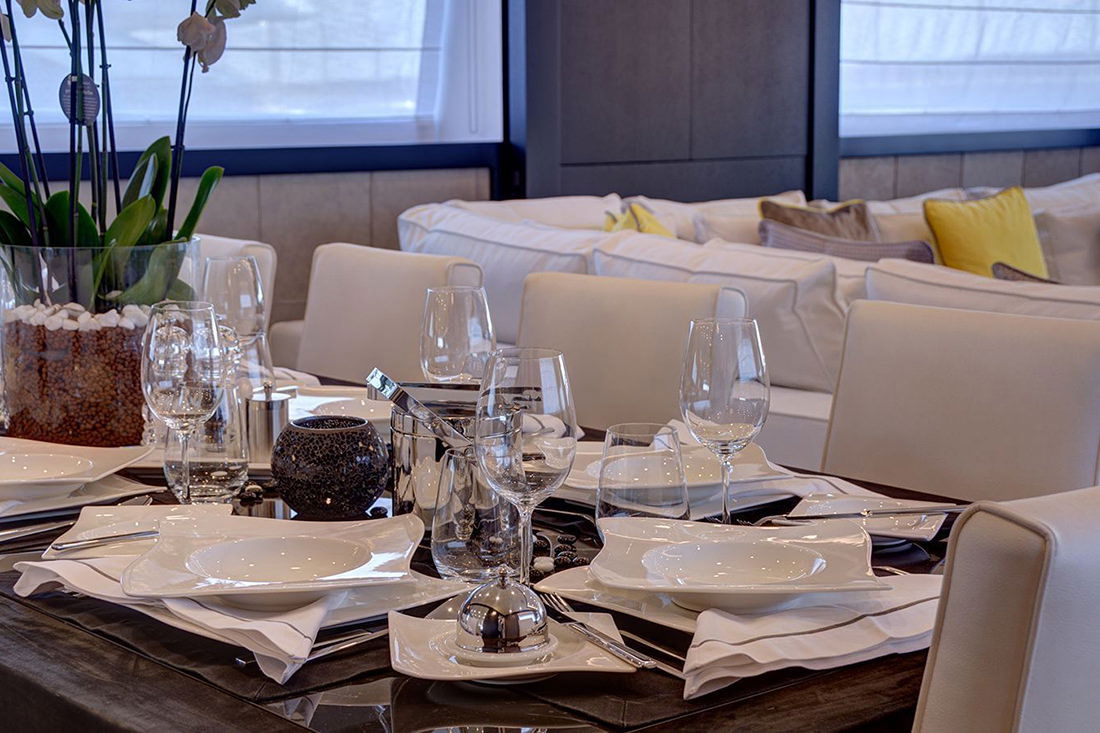 Cantieri di Pisa Akhir 110