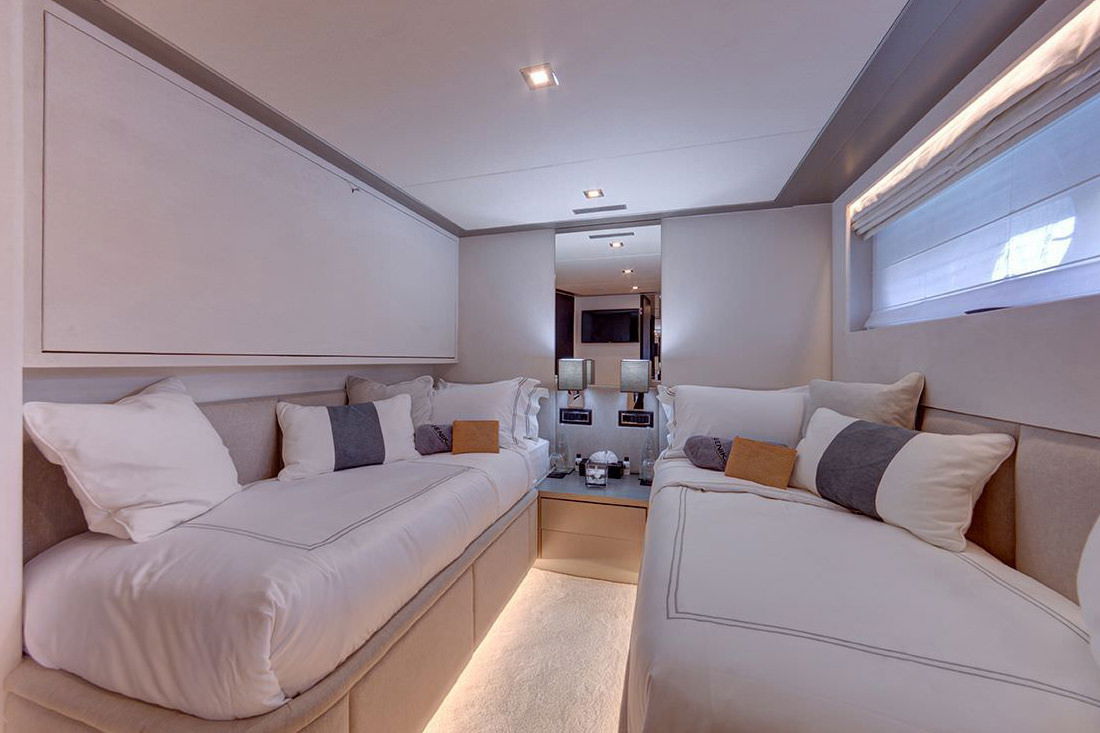 Cantieri di Pisa Akhir 110