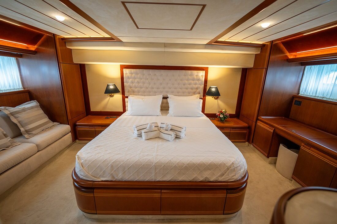 Ferretti 80 RPH