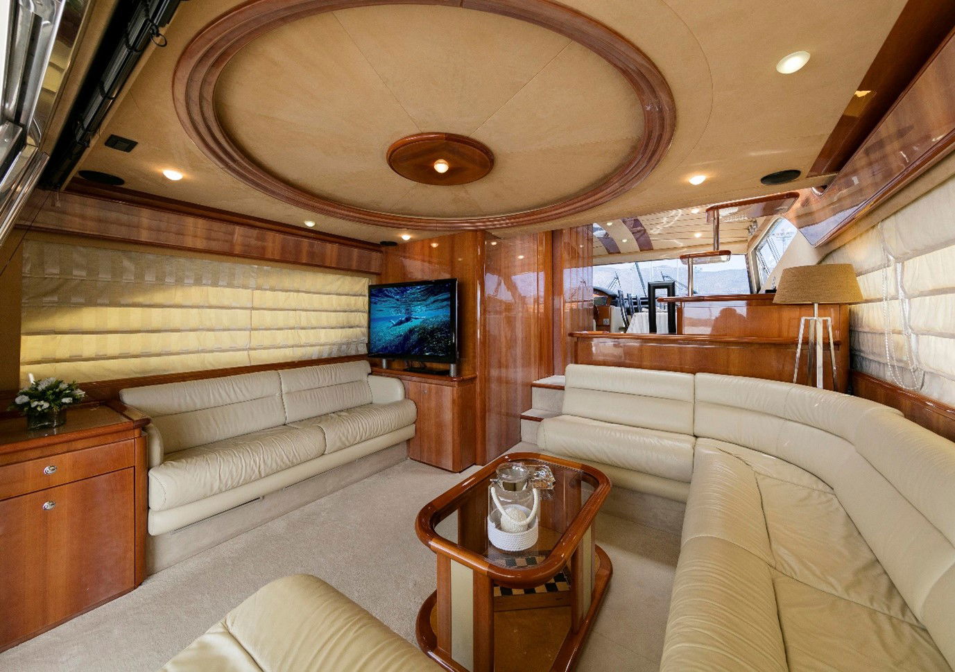 Ferretti 68