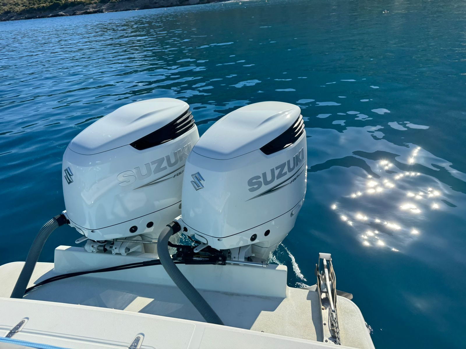 Jupiter 31 Center Console