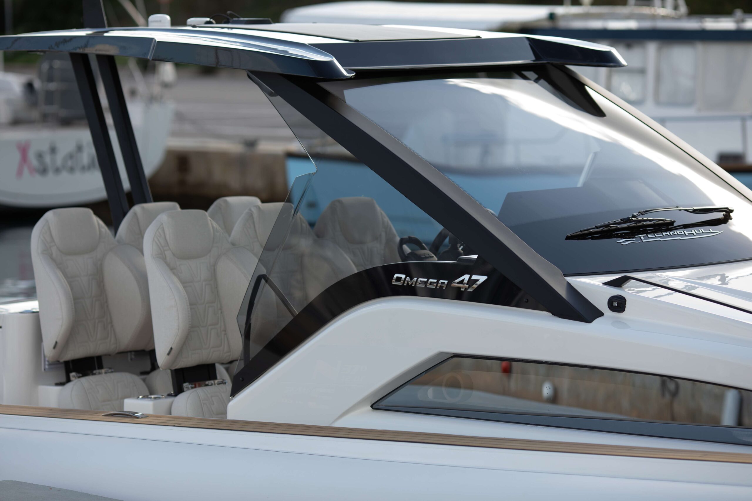 Technohull Omega 47