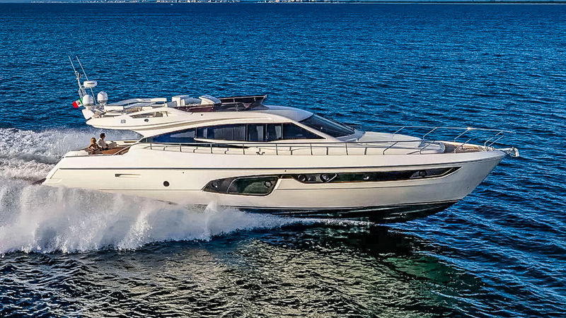 Ferretti 650