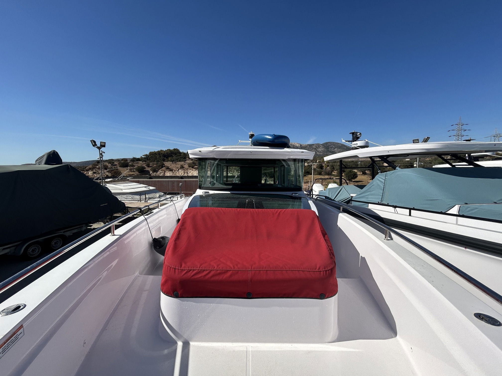 Axopar 37 Cross Cabin
