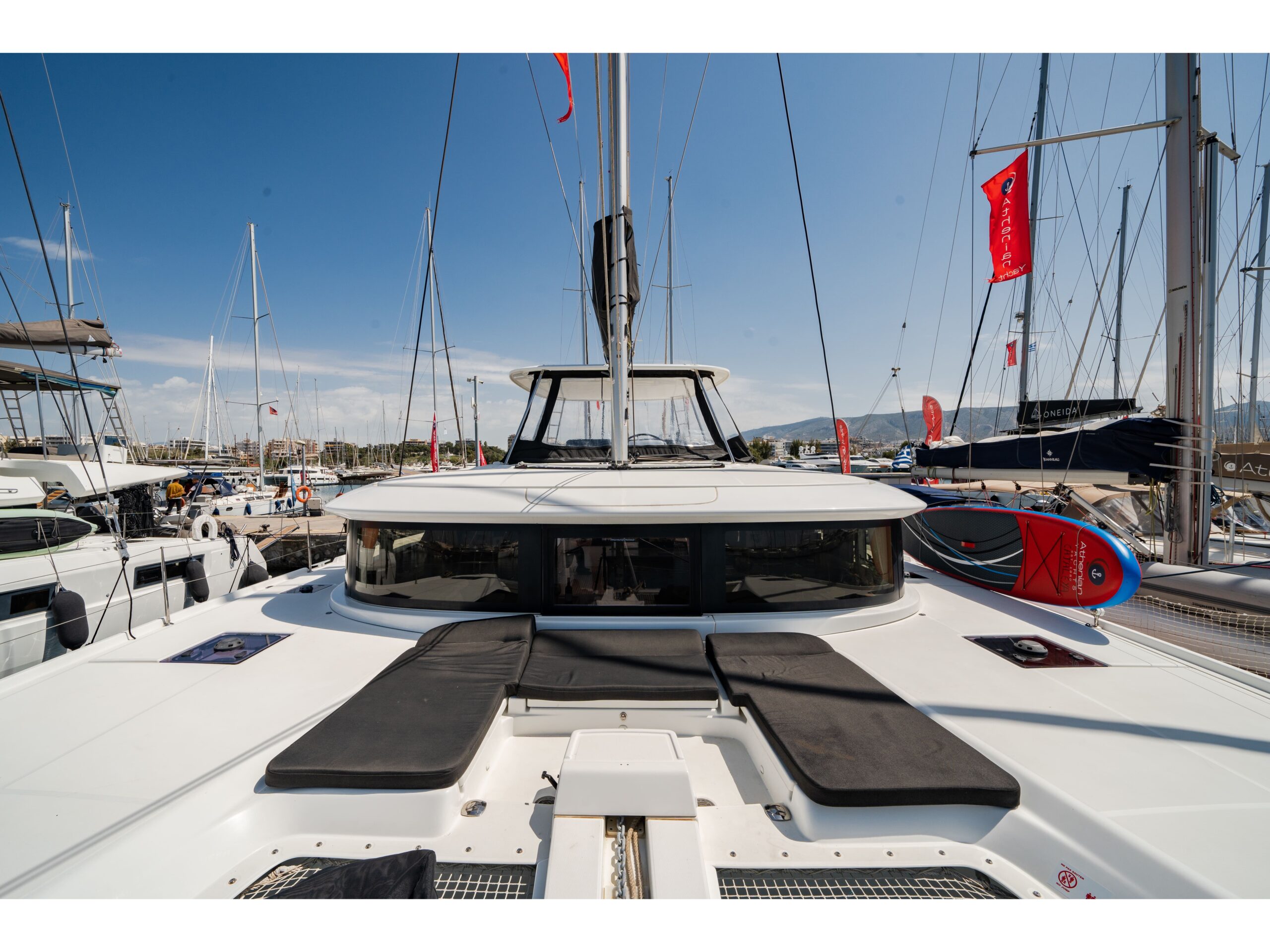 SILENCE  (A/C and Generator)