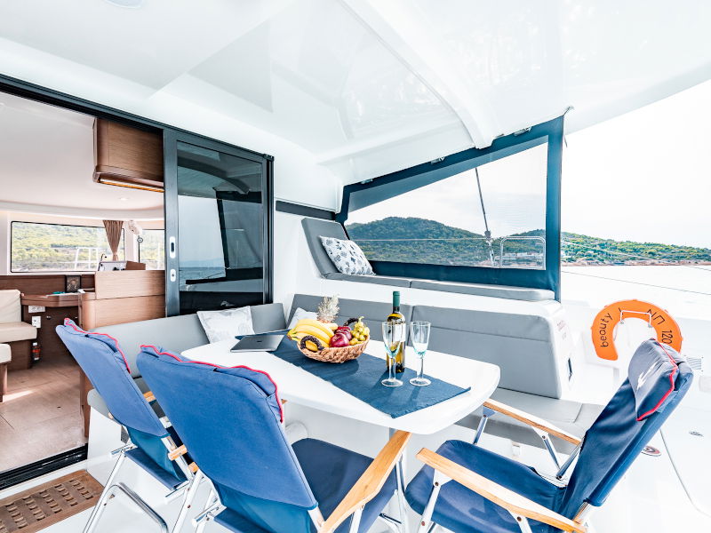 Beauty L A/C-GEN-WATER MAKER-SOLAR-ELEC.WC