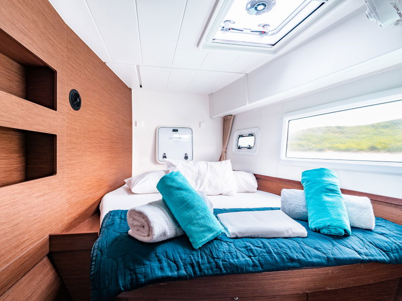 Beauty L A/C-GEN-WATER MAKER-SOLAR-ELEC.WC