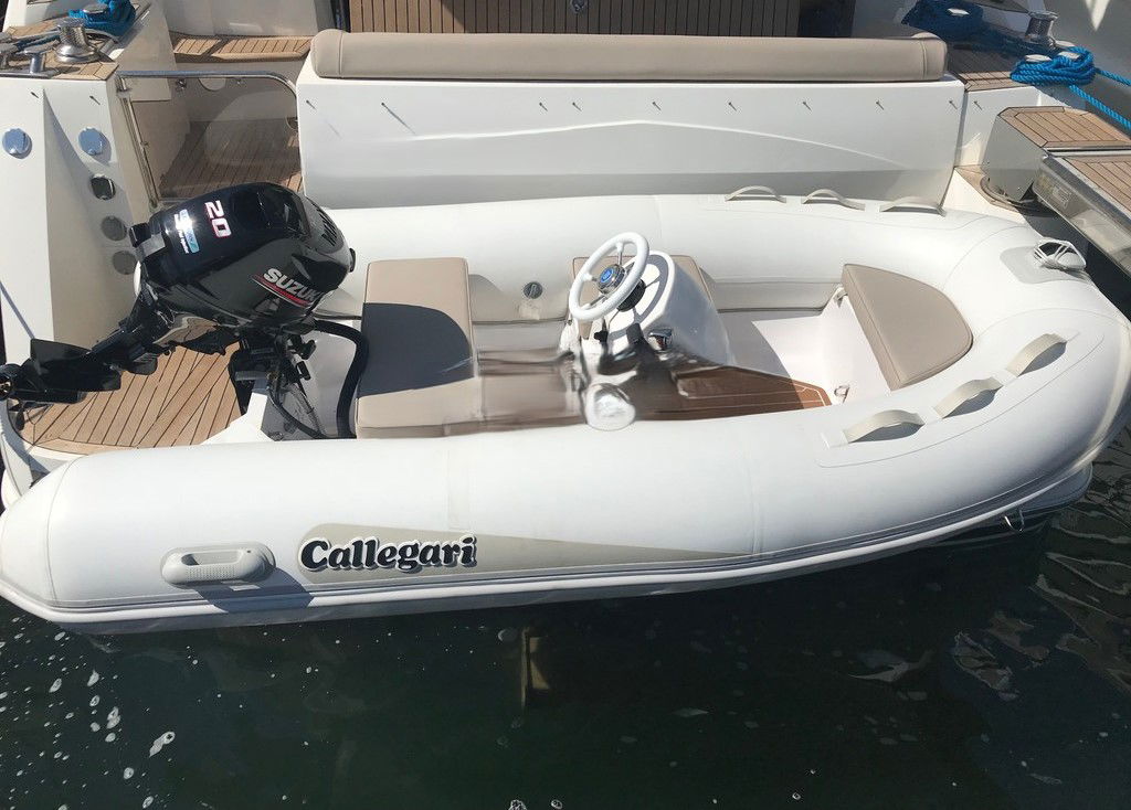 Sealine T60