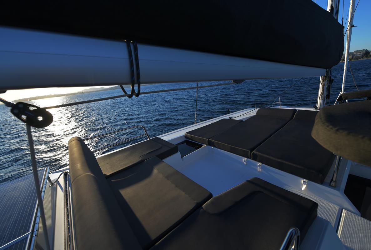 Eclipsea | A/C, Gen, Water-maker, 12 pax