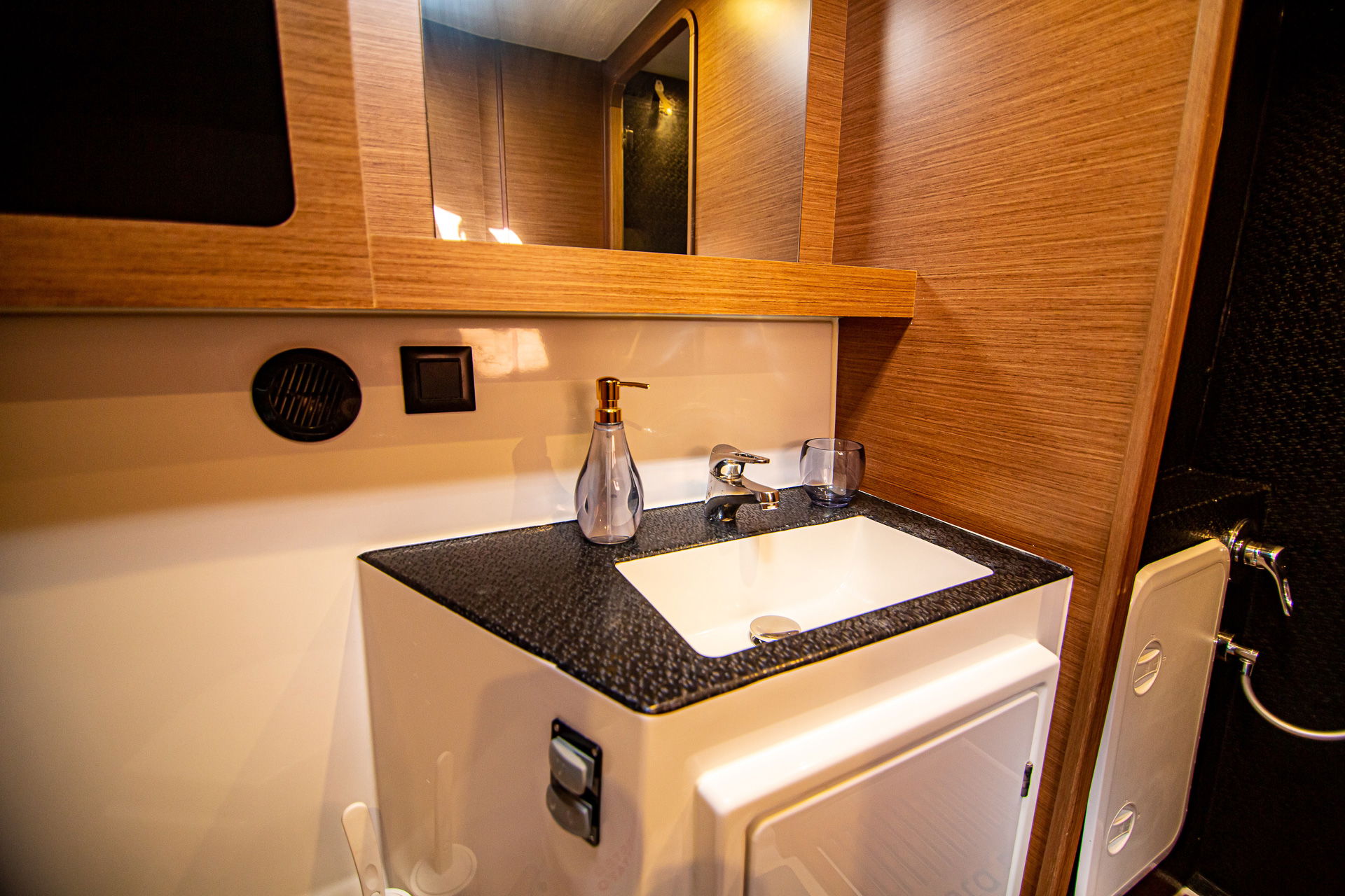 Casta Diva VIP-equipped