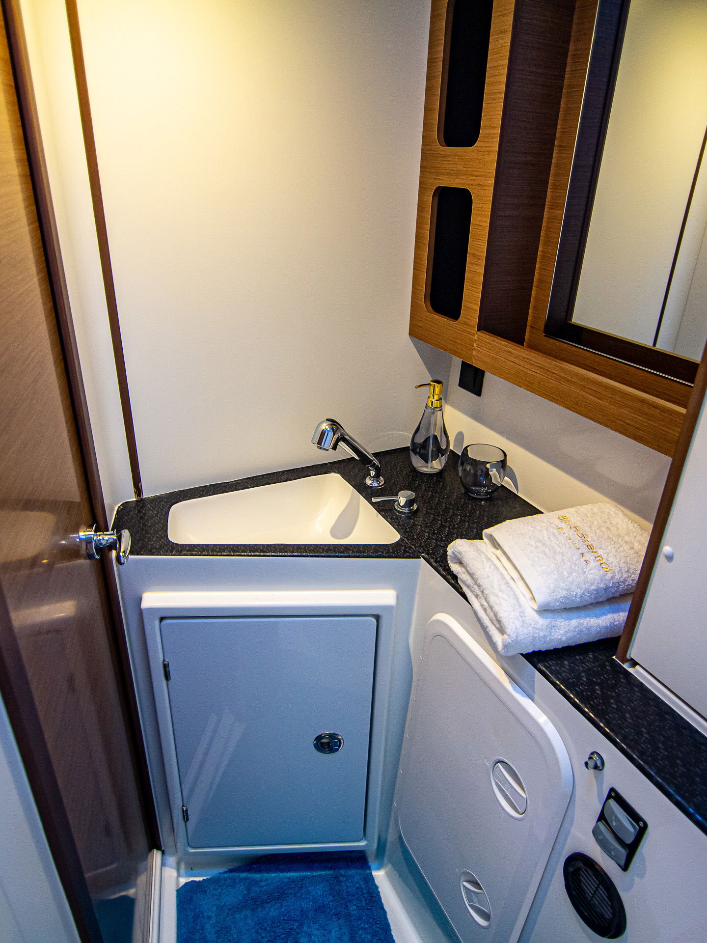 Casta Diva VIP-equipped