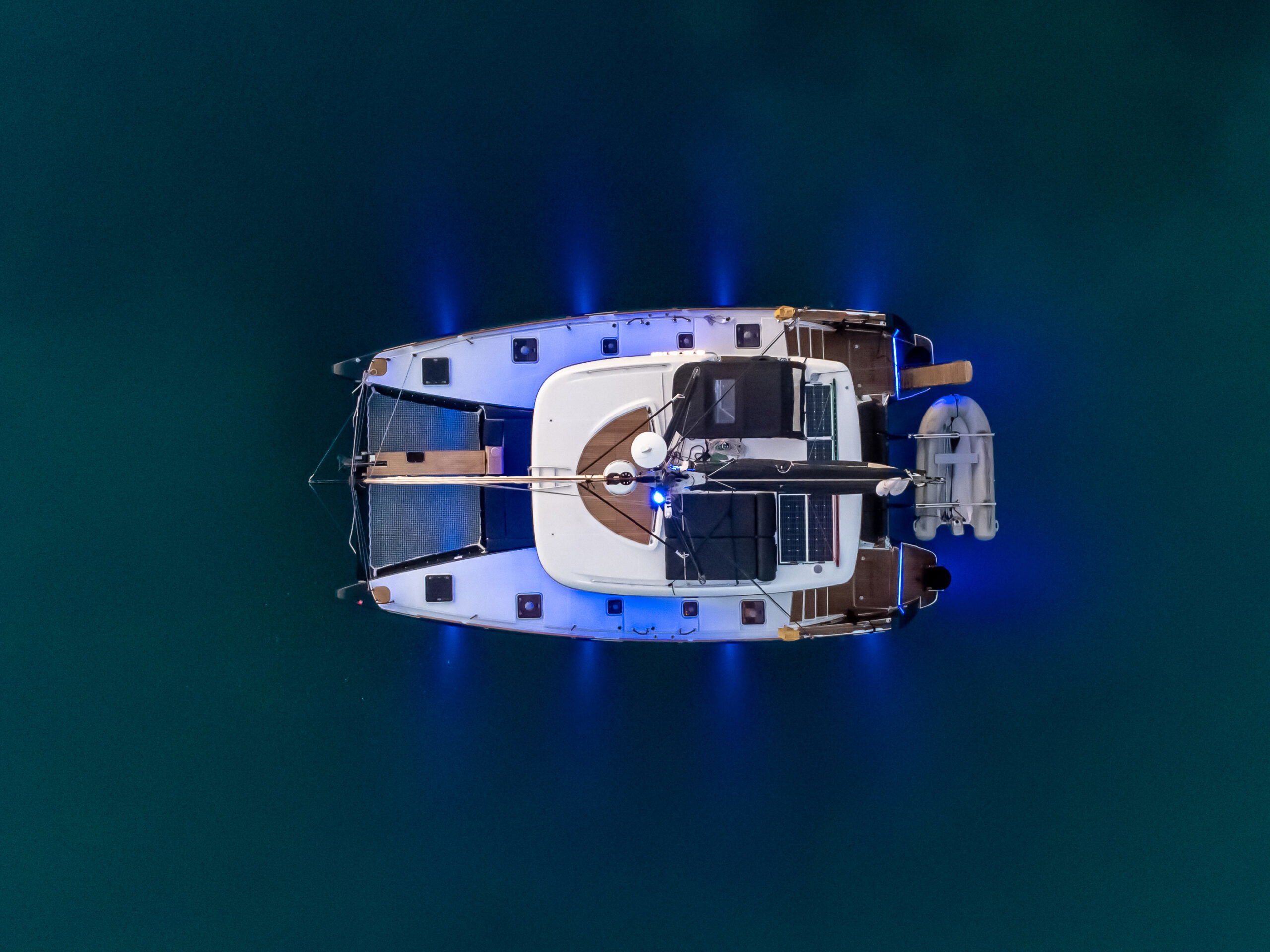 Sol Invictus VIP-equipped