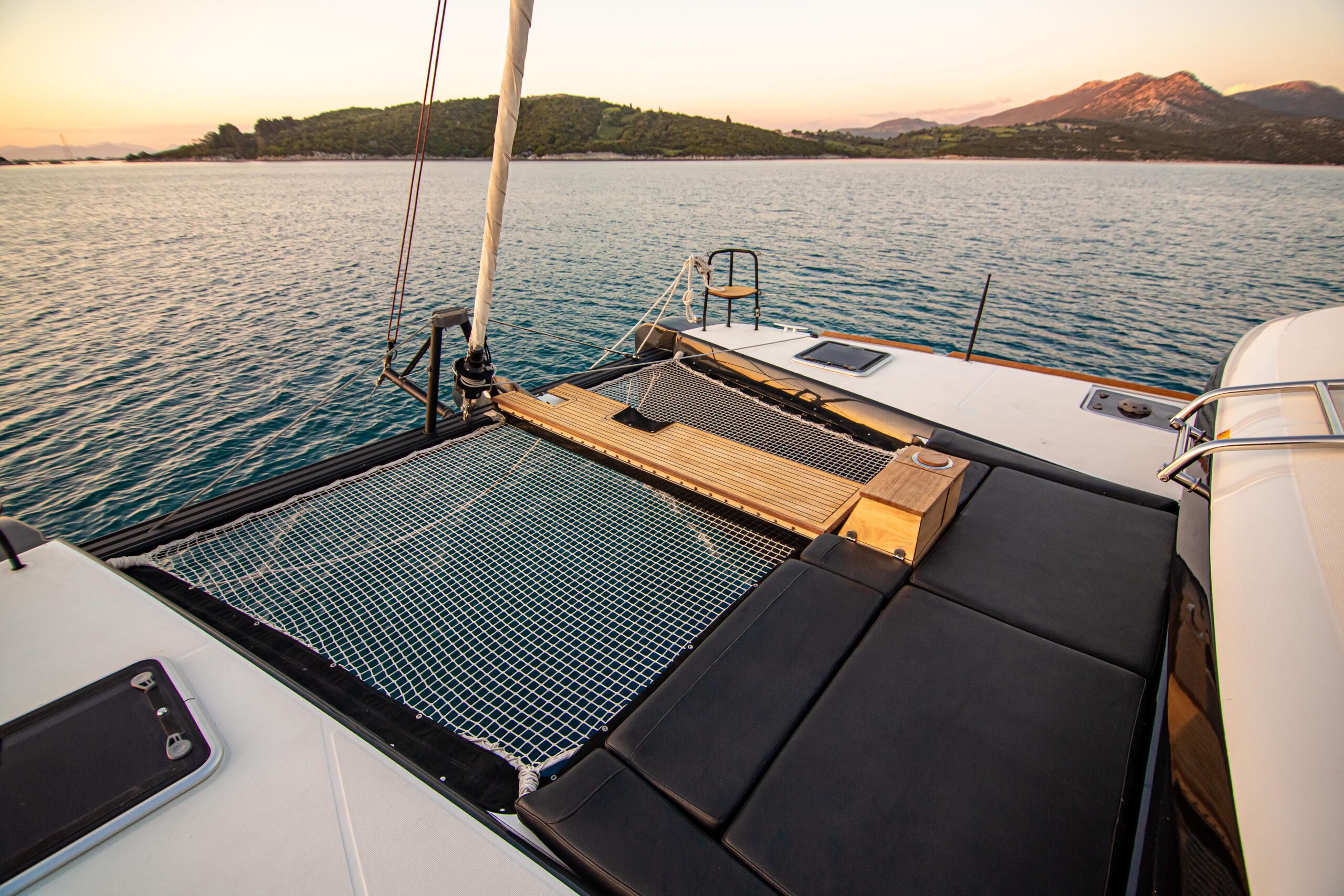 Sol Invictus VIP-equipped