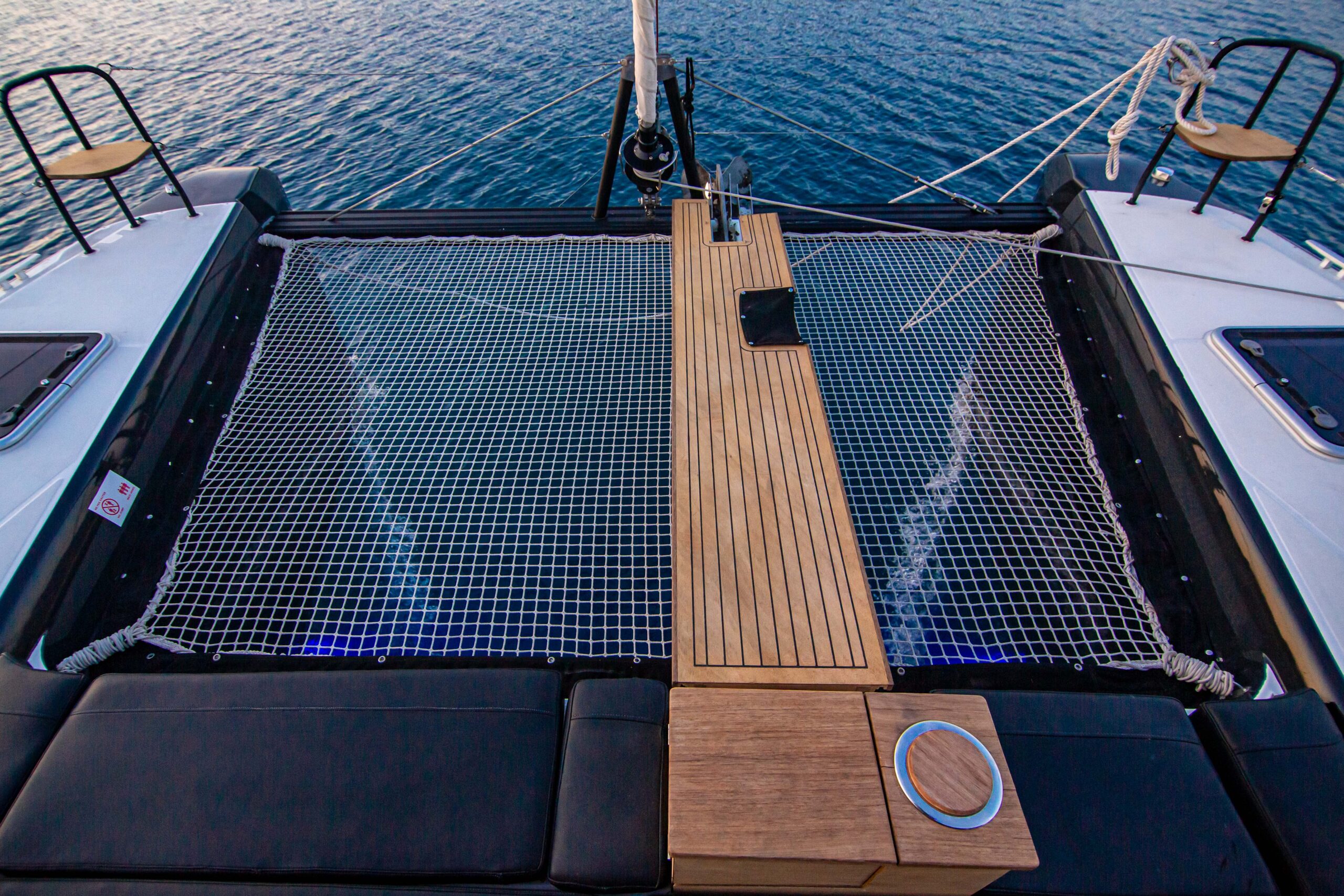 Sol Invictus VIP-equipped