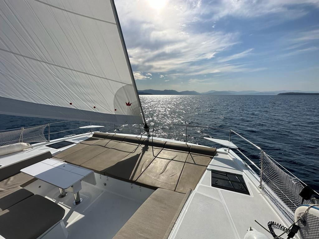 Star Velvet (A/C, Generator, Water Maker, dishwasher)