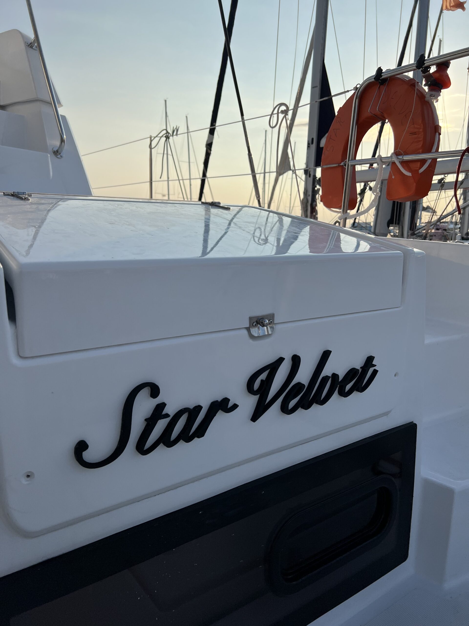 Star Velvet (A/C, Generator, Water Maker, dishwasher)