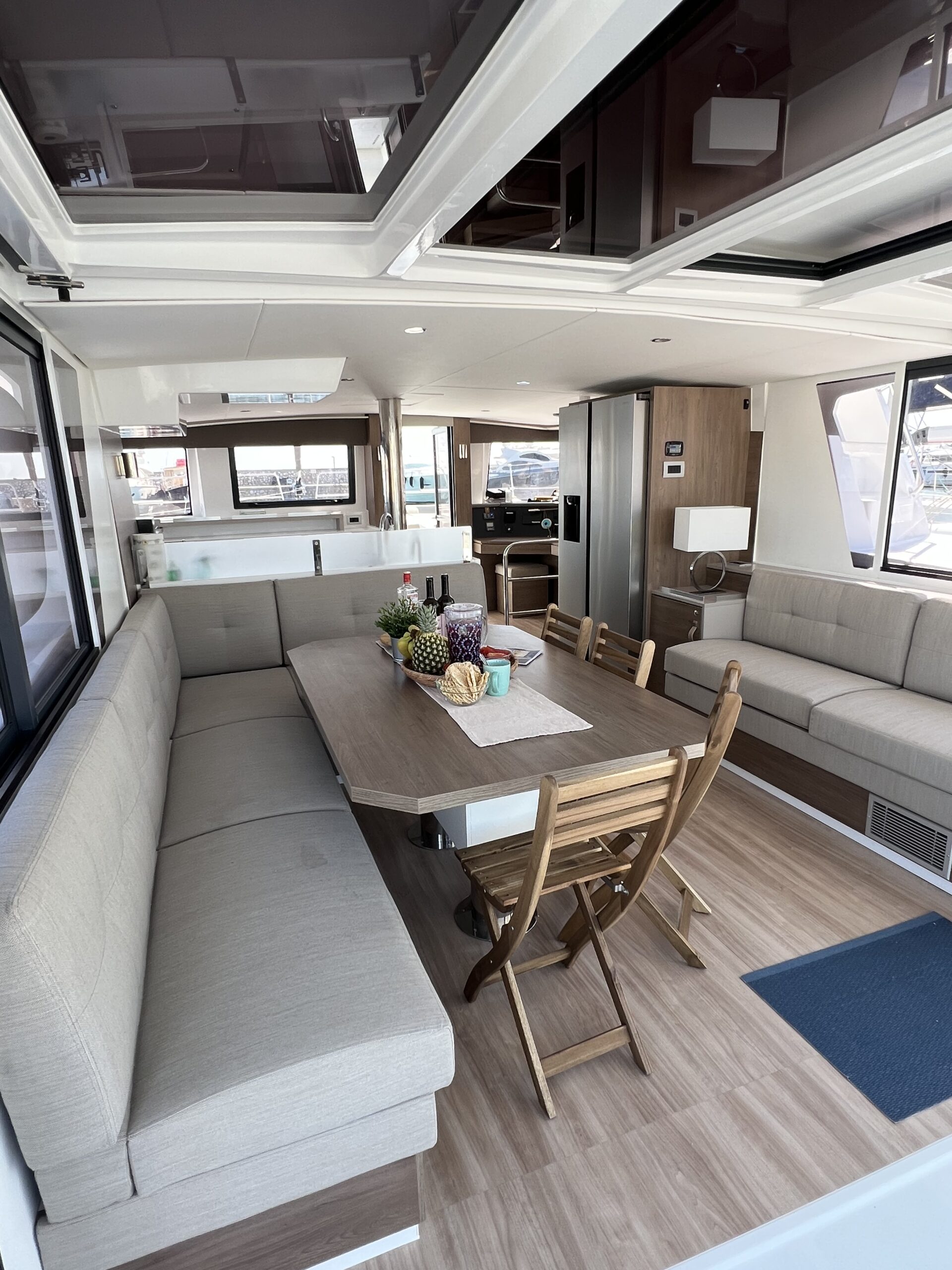 Star Velvet (A/C, Generator, Water Maker, dishwasher)