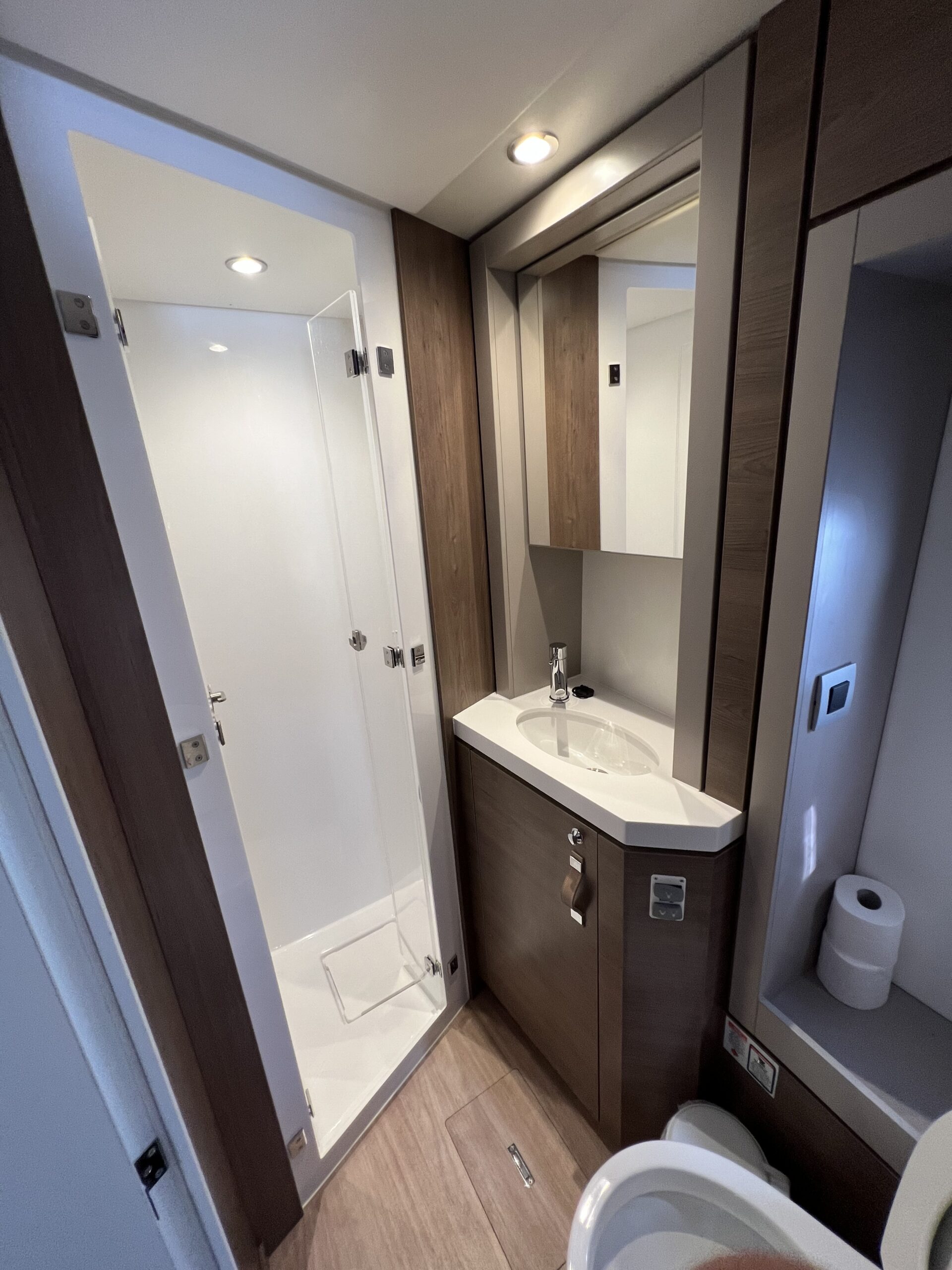 Star Velvet (A/C, Generator, Water Maker, dishwasher)