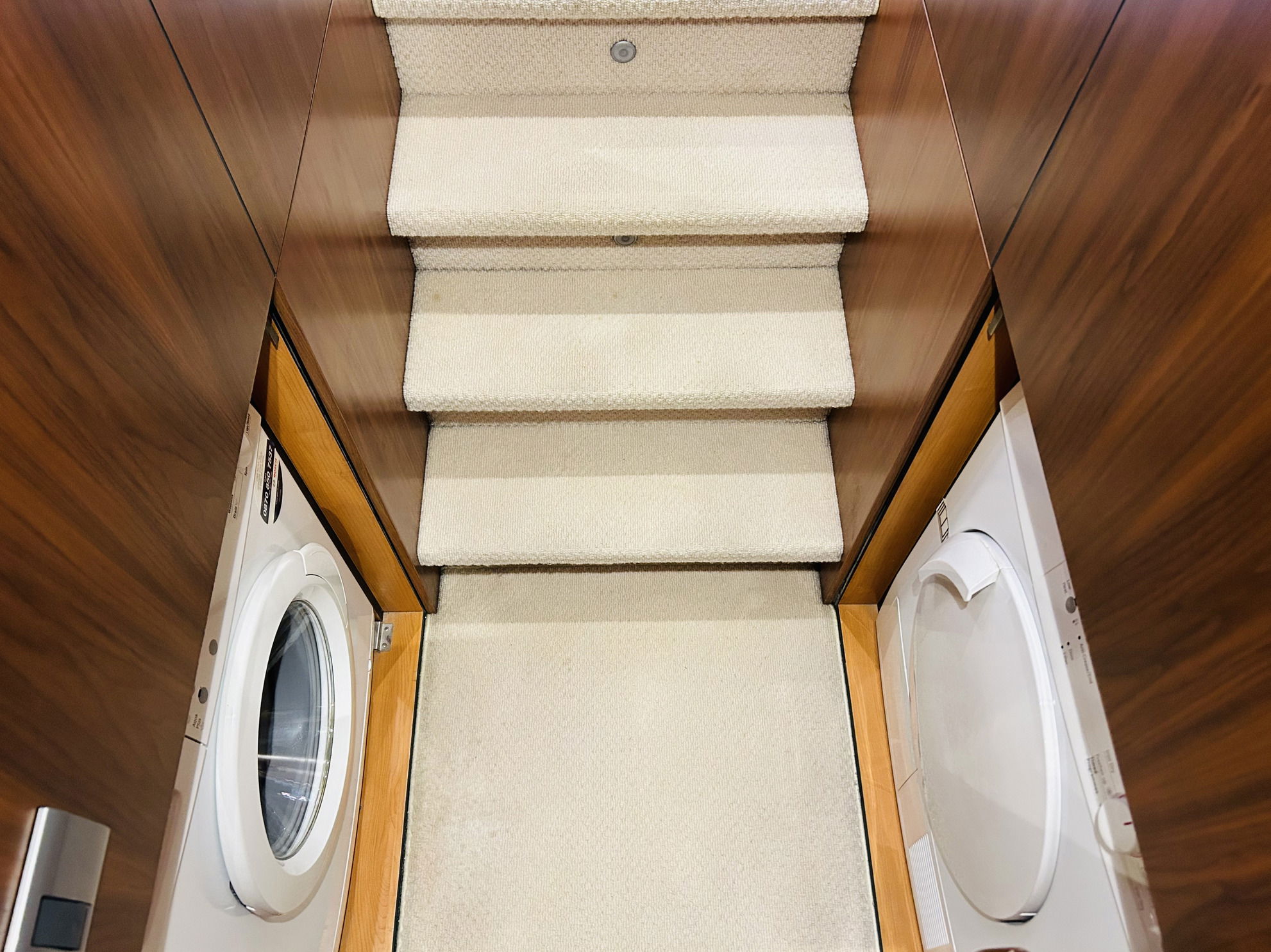 Sunseeker Predator 72