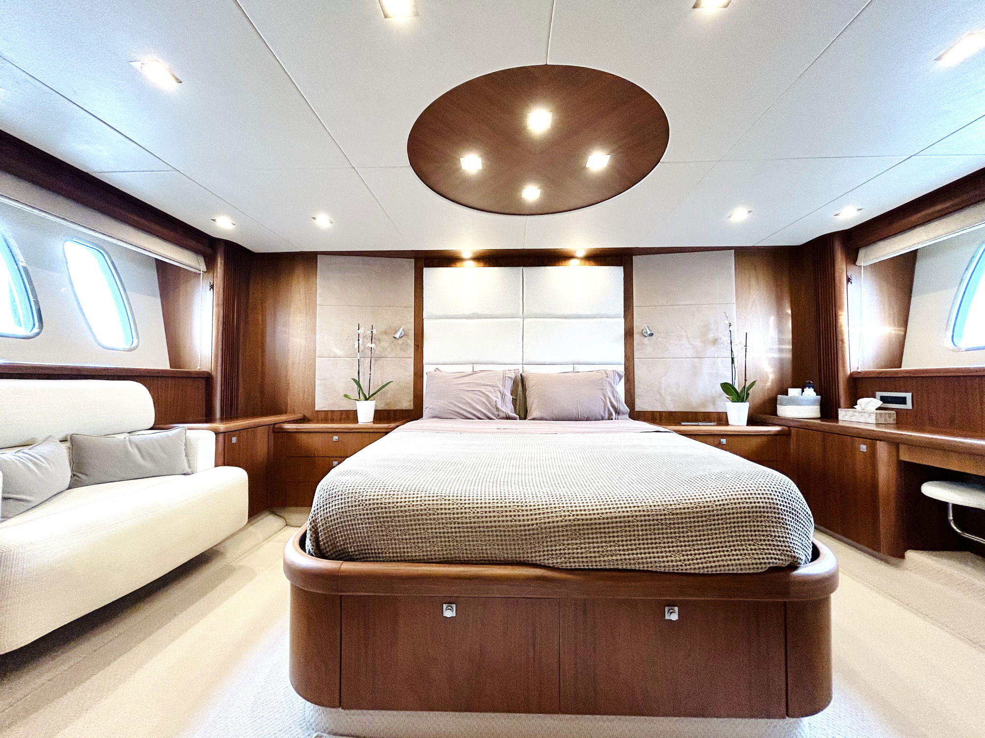 Sunseeker Predator 72