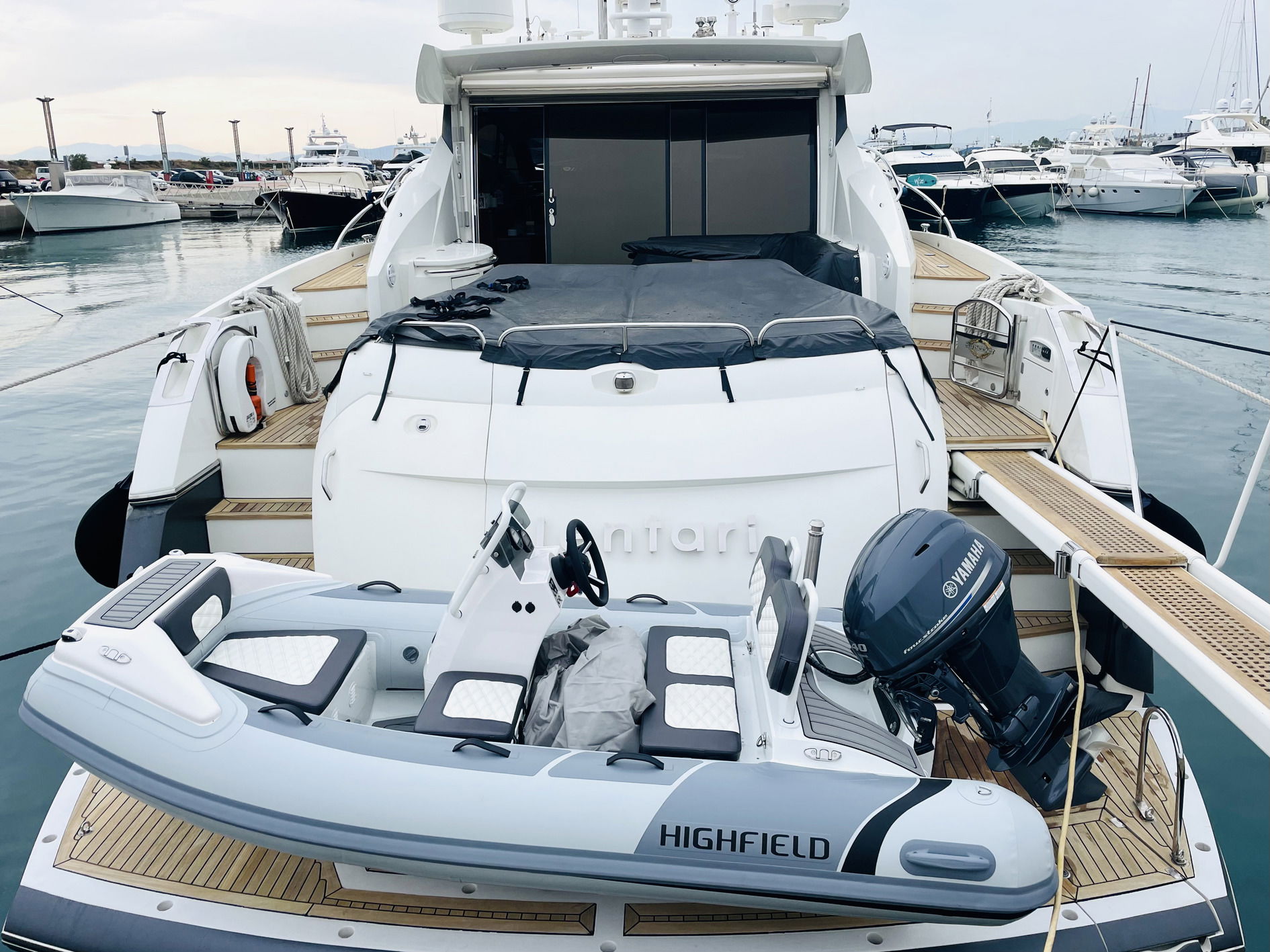 Sunseeker Predator 72