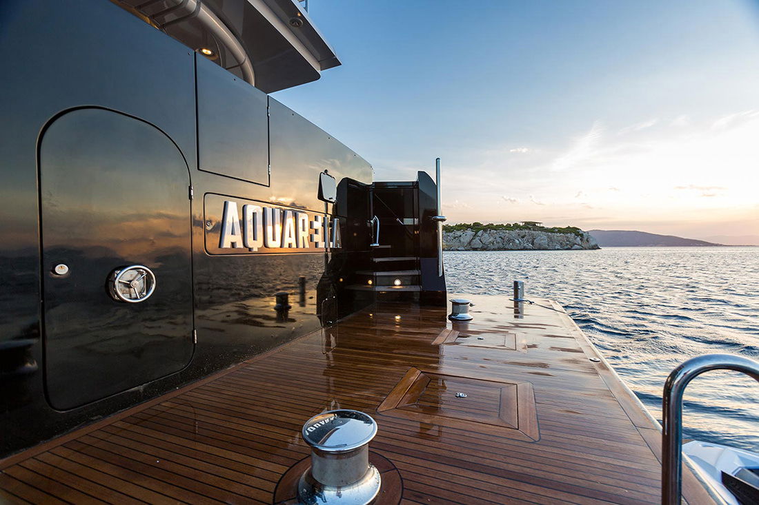 Devonport Custom 42m