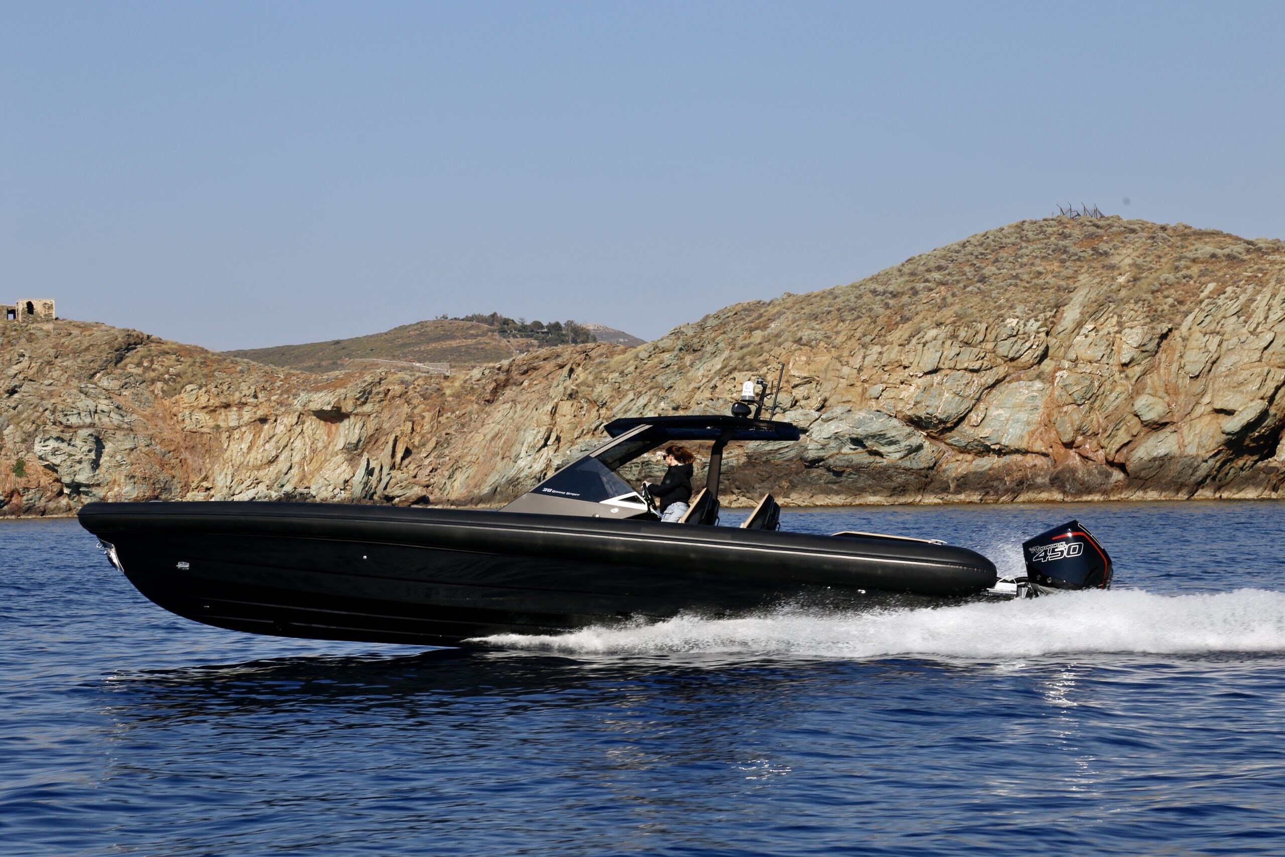Technohull 38 Grand Sport