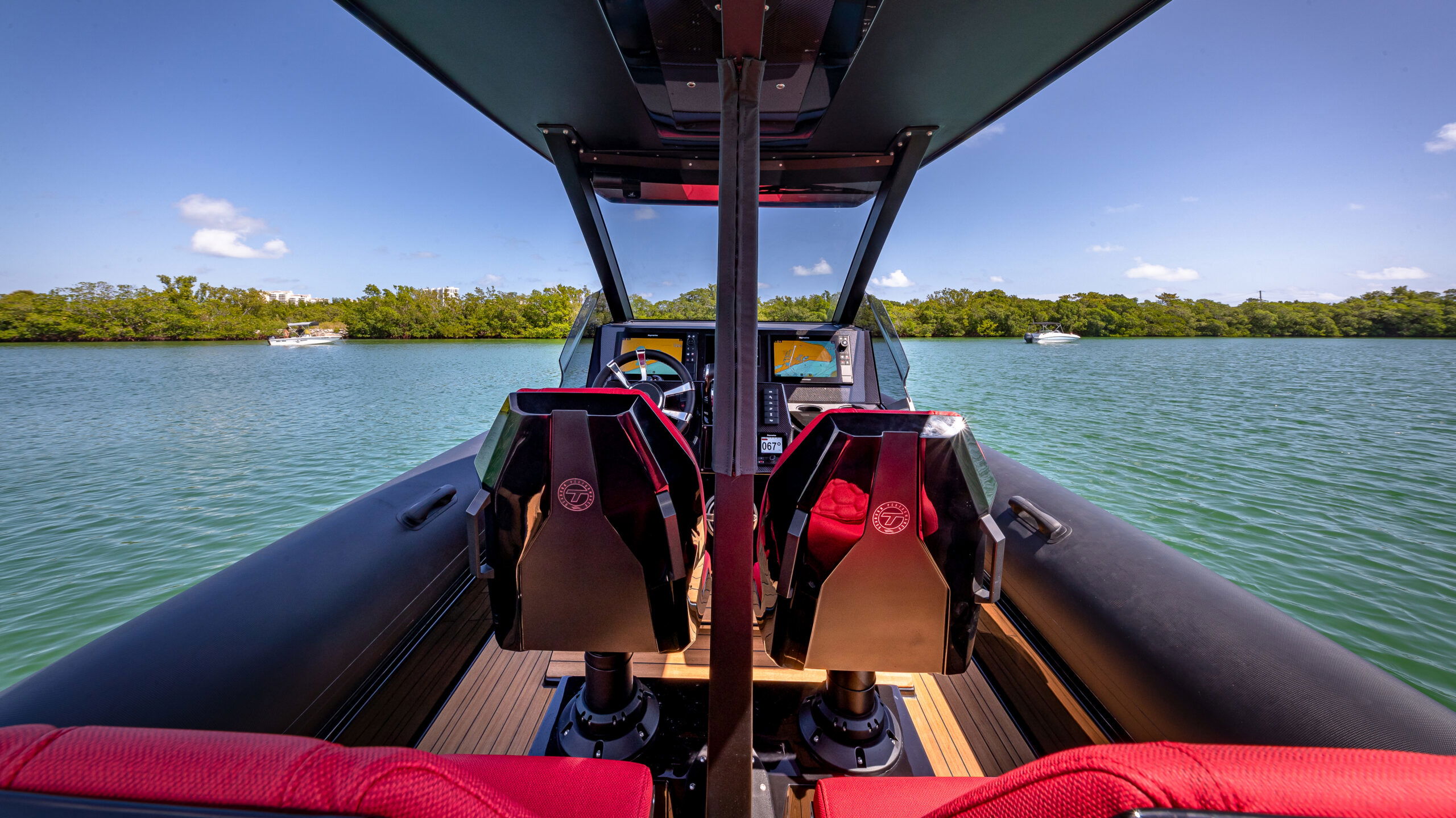 Technohull 38 Grand Sport
