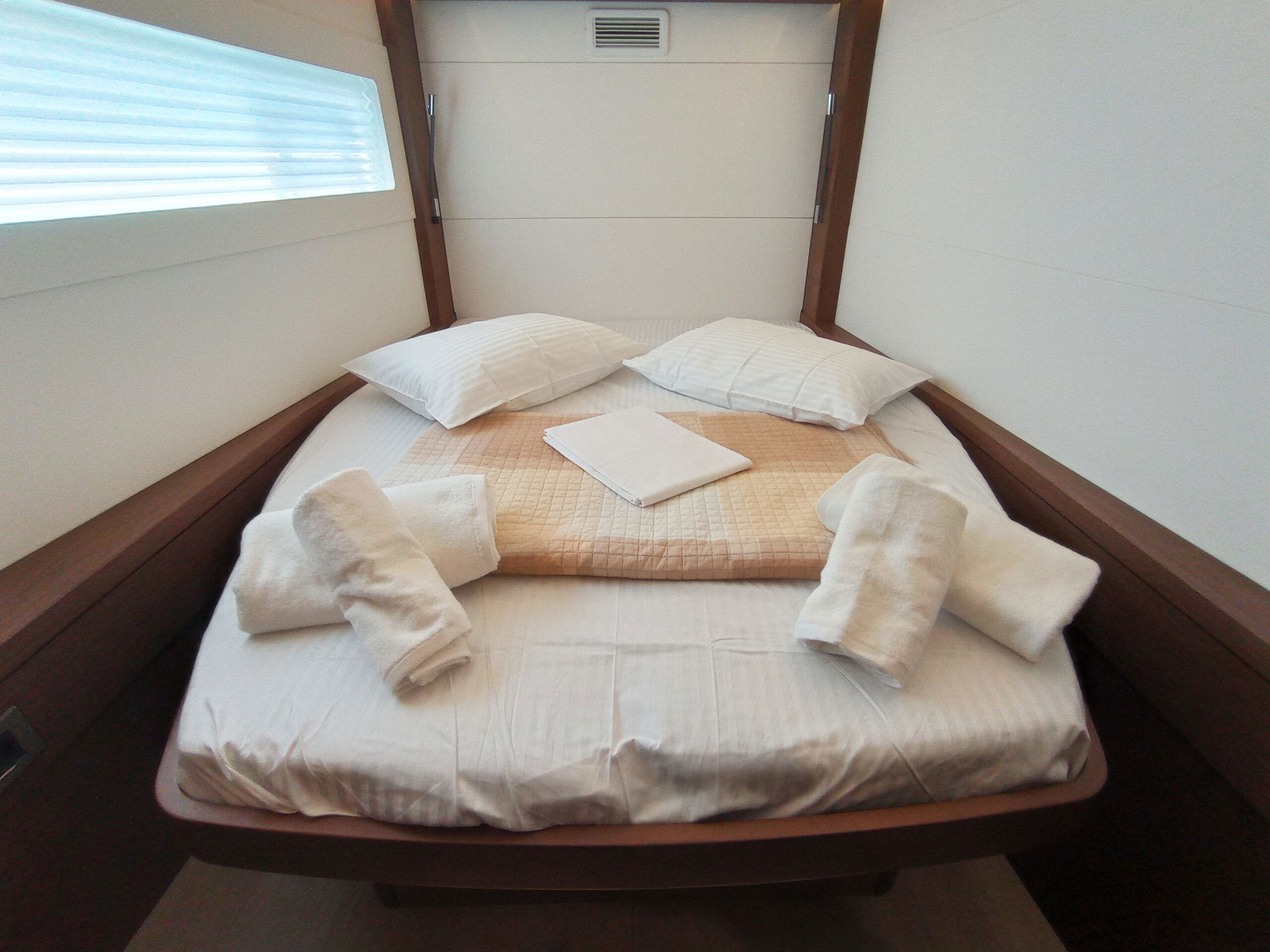 KALISI MOU (air condition, generator, water maker)    _Skippered Only_