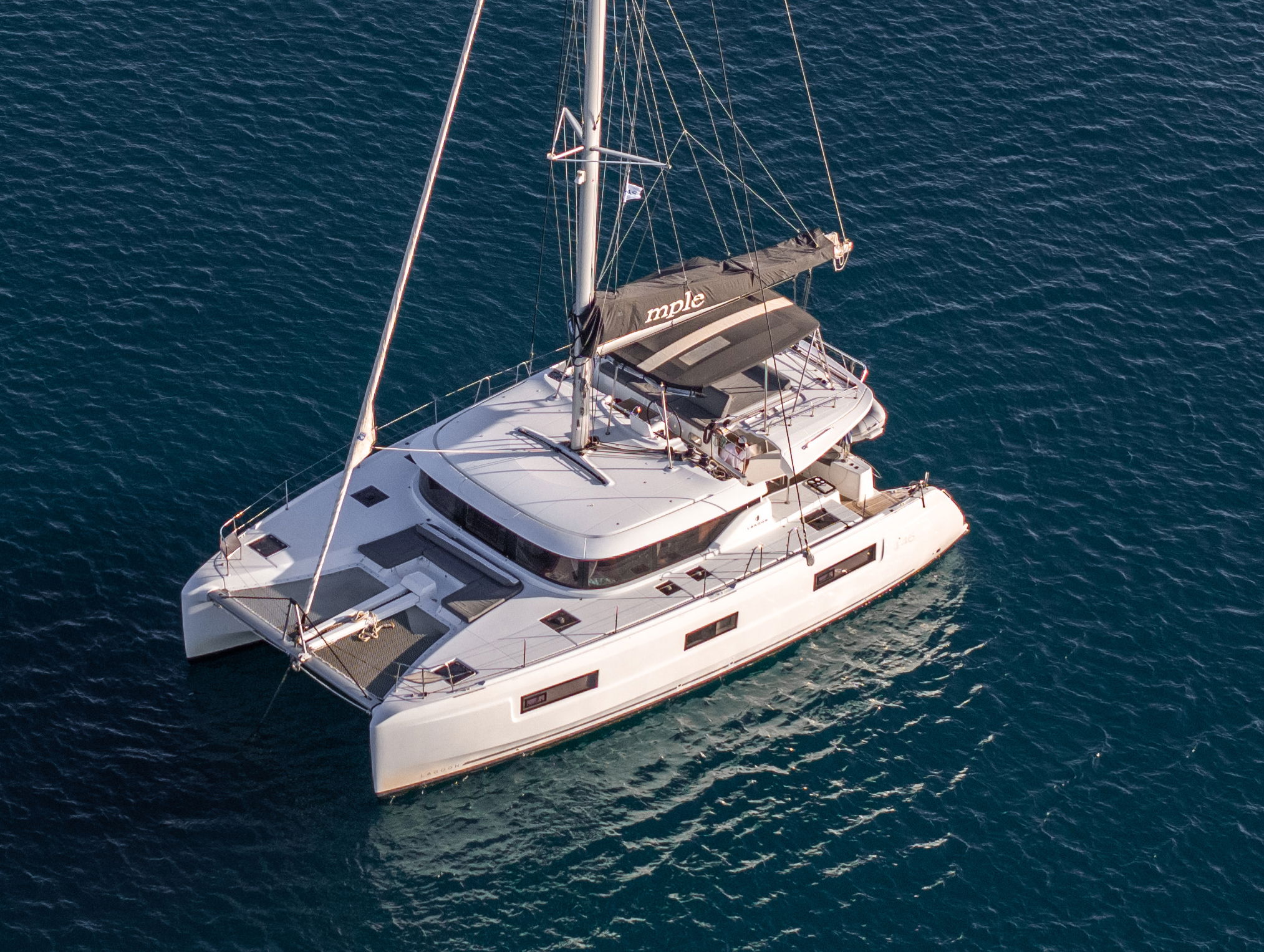 MPLE (air condition, generator, water maker)