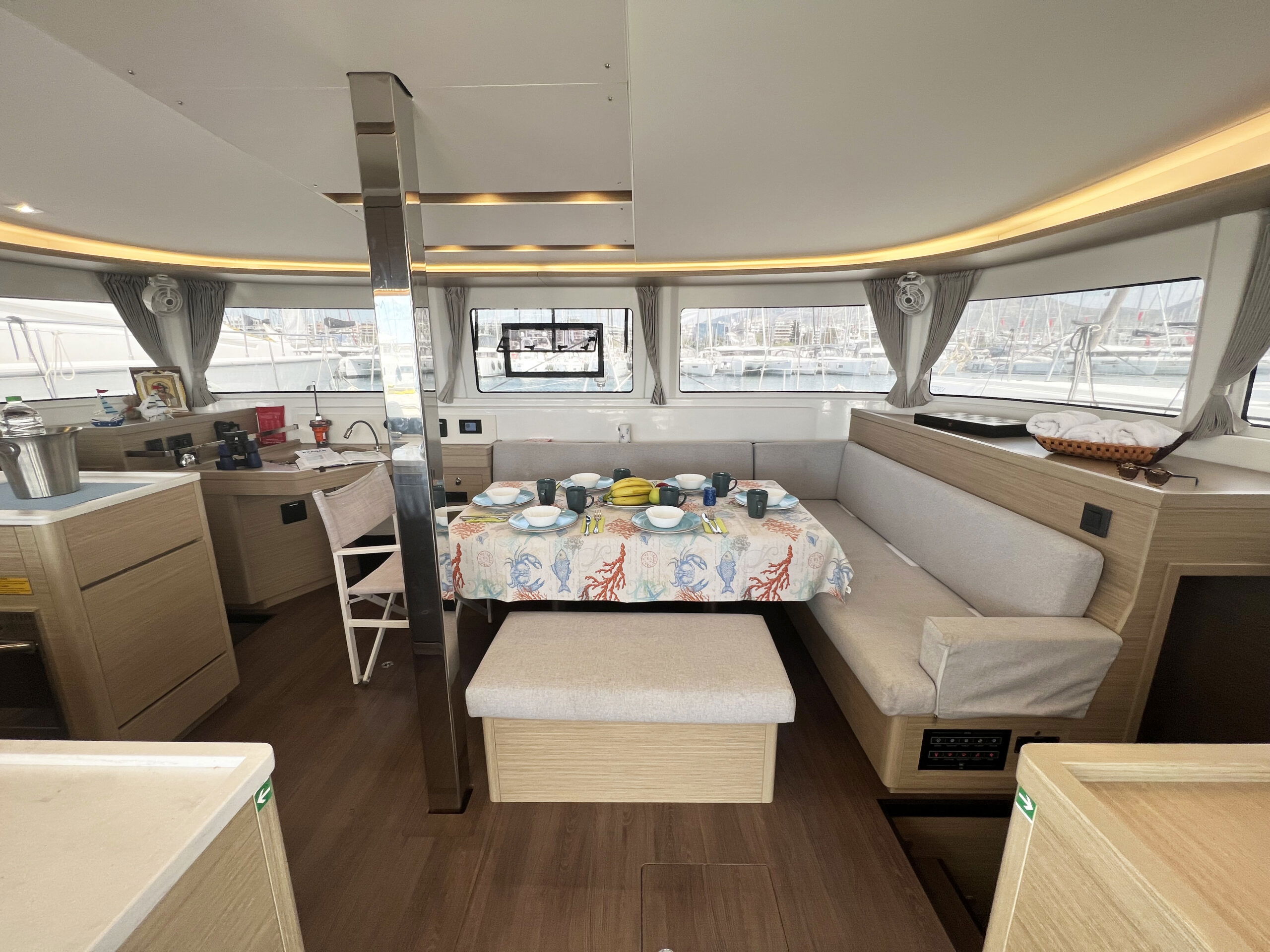 MOONDANCE (A/C , generator,watermaker) Skippered Only