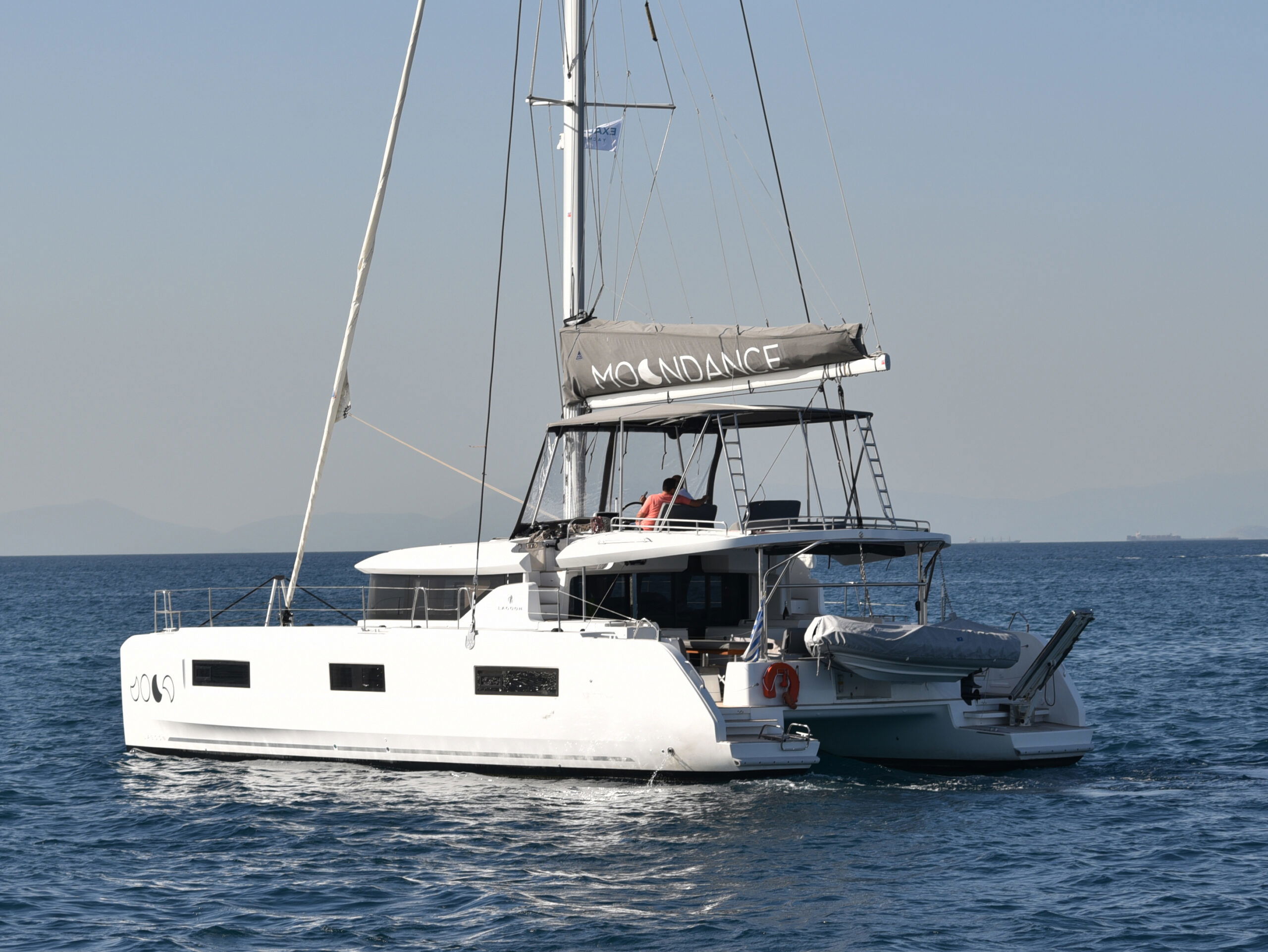 MOONDANCE (A/C , generator,watermaker) Skippered Only