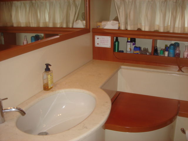 Ferretti 58S