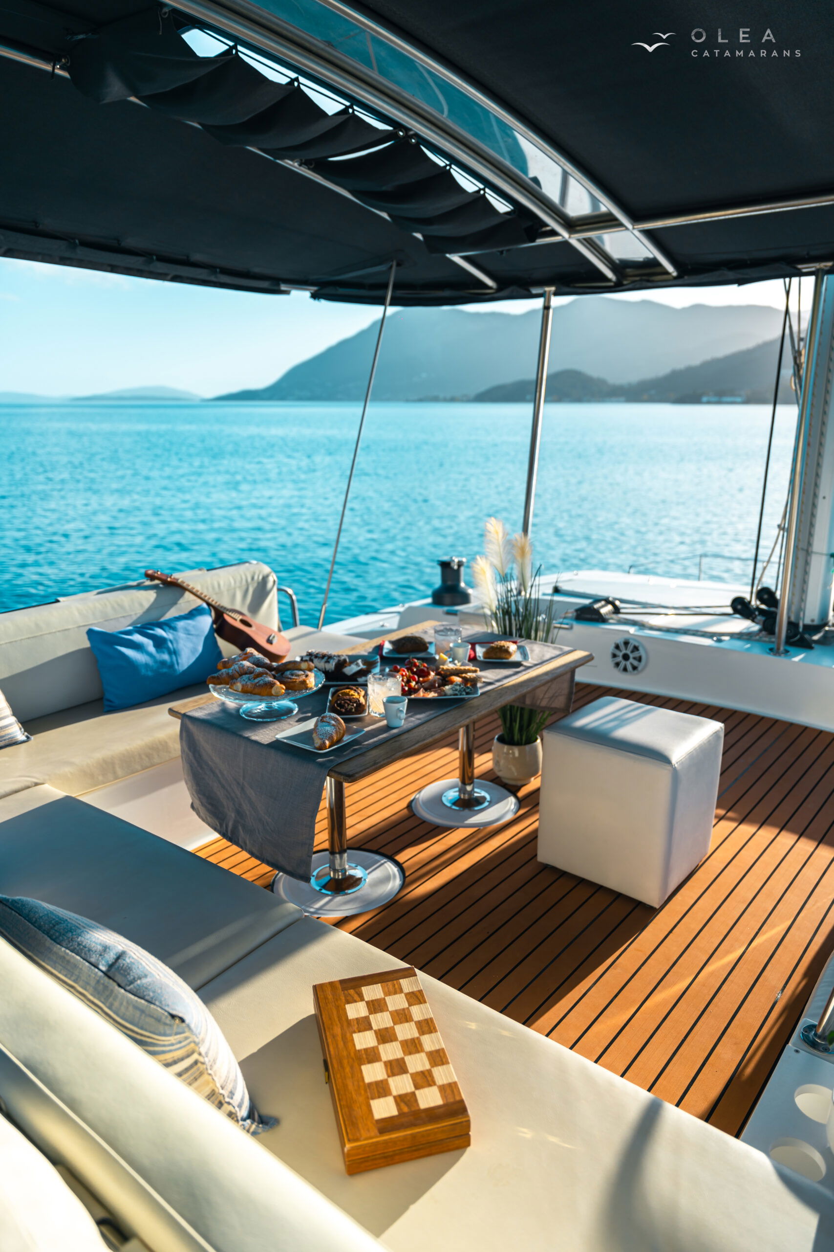 Olea Crewed Elegant Pack