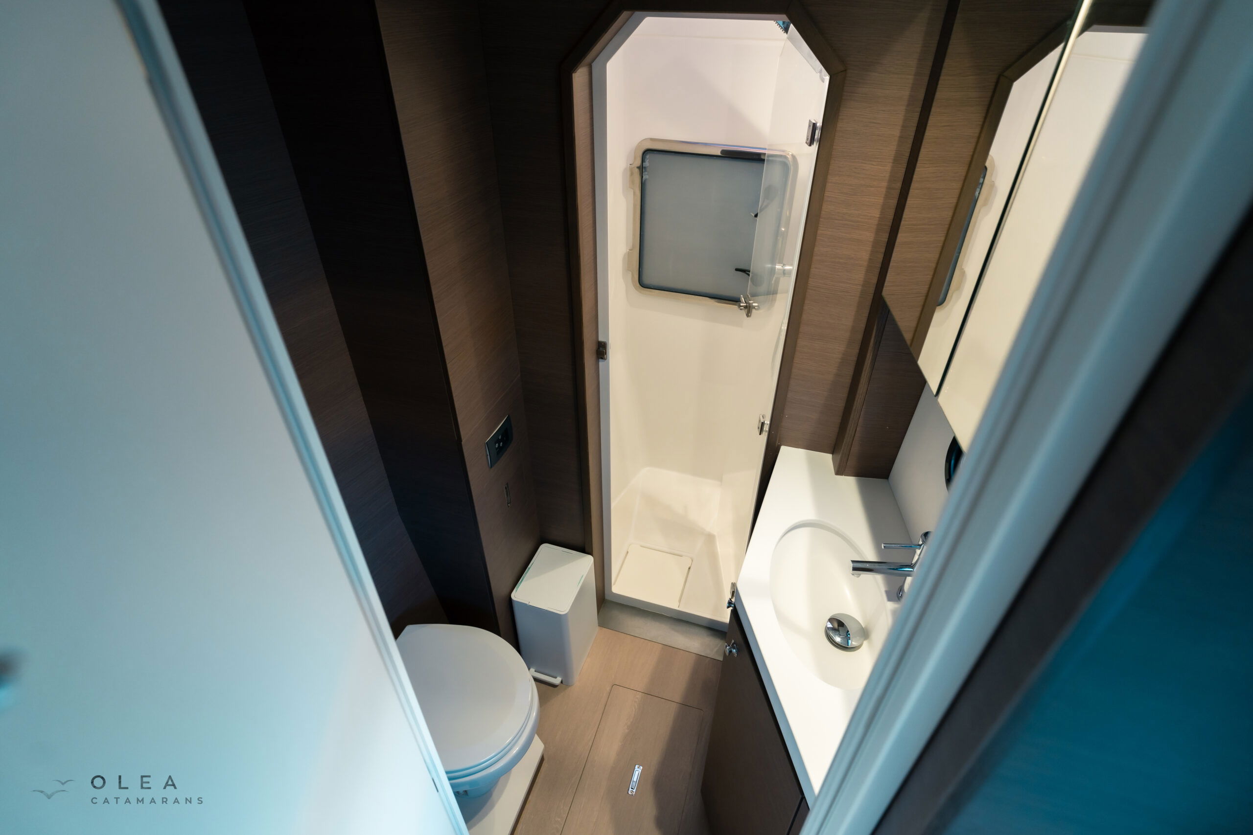 Olea Crewed Elegant Pack