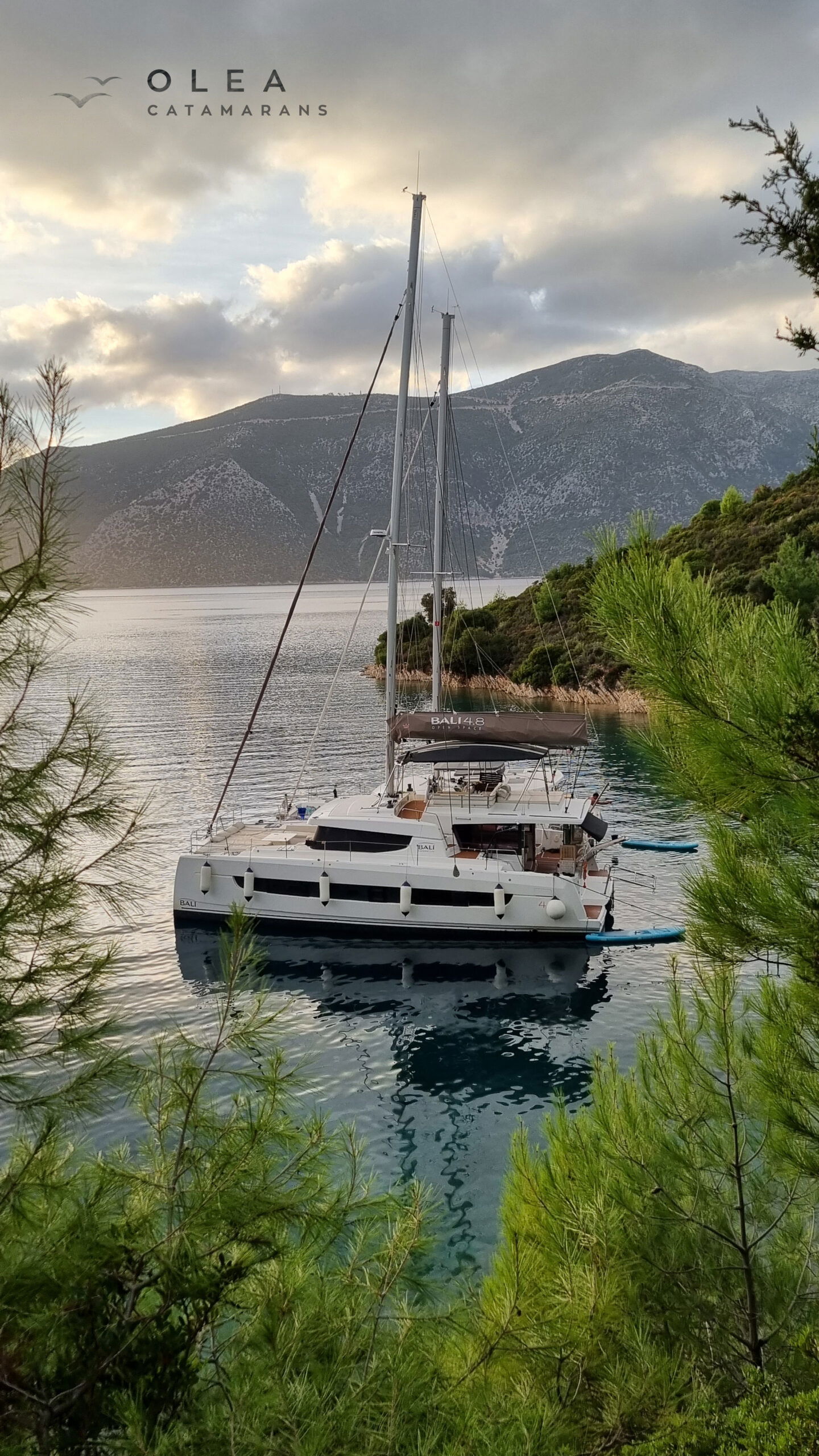 Olea Crewed Elegant Pack