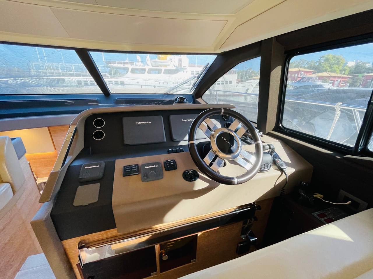 Azimut 50 Fly