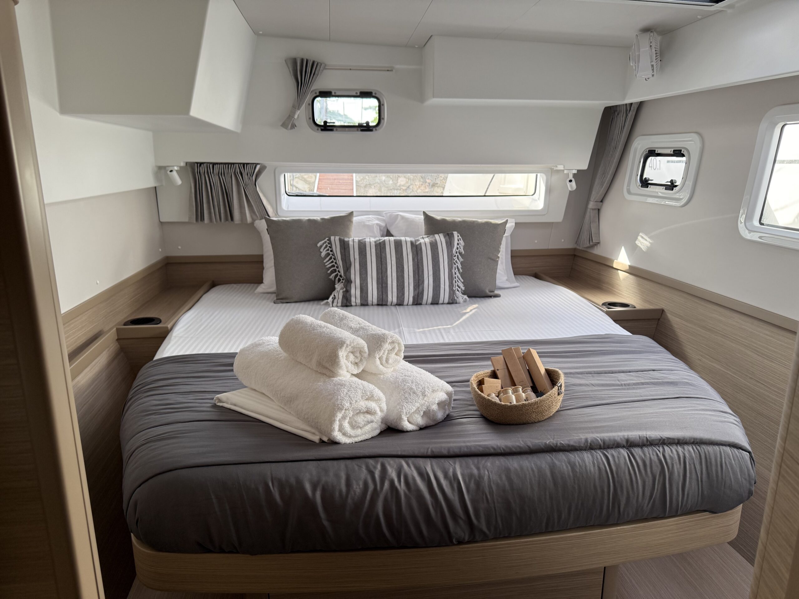 Bellatrix (A/C,Electric Heads)