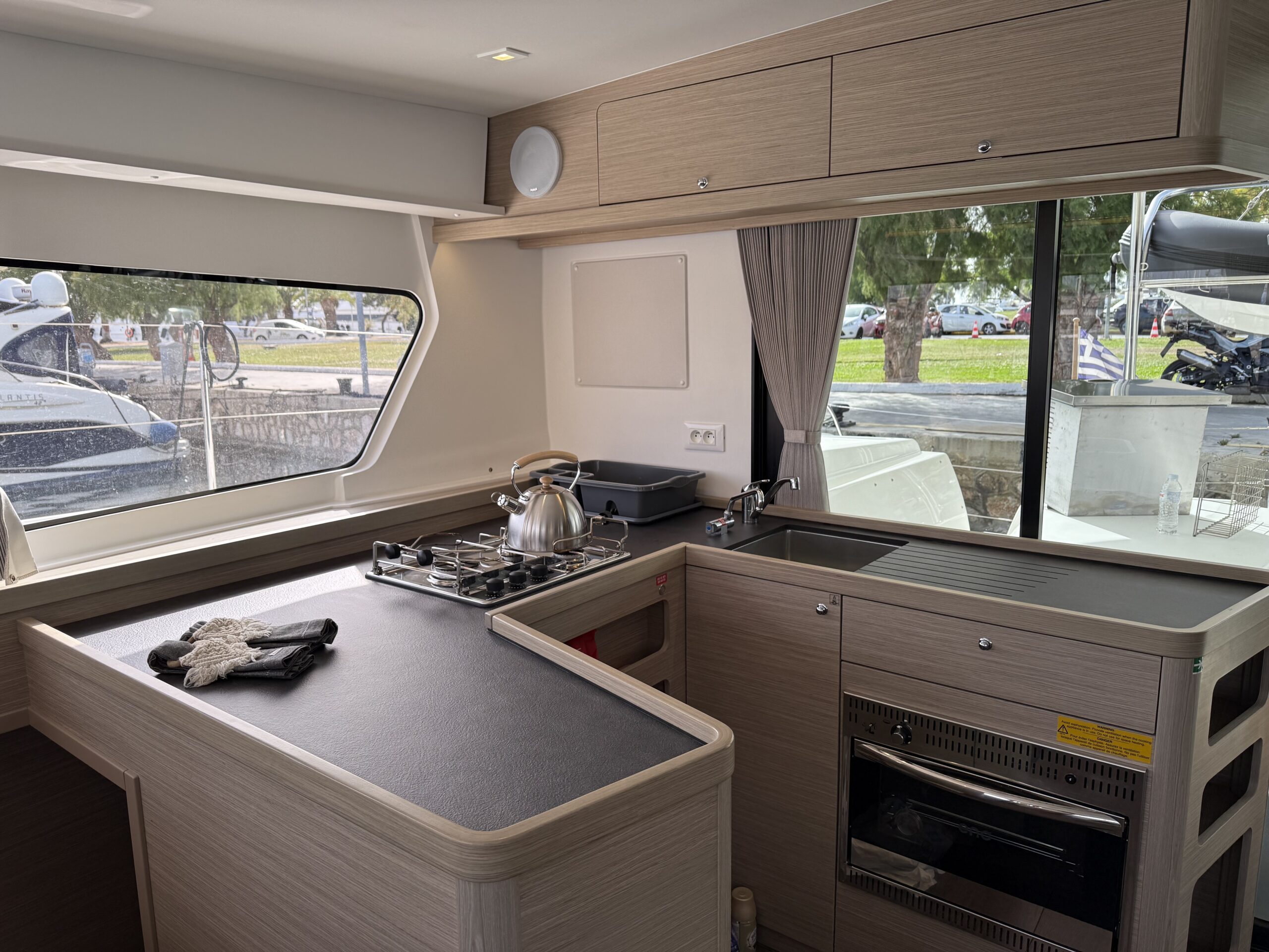 Bellatrix (A/C,Electric Heads)