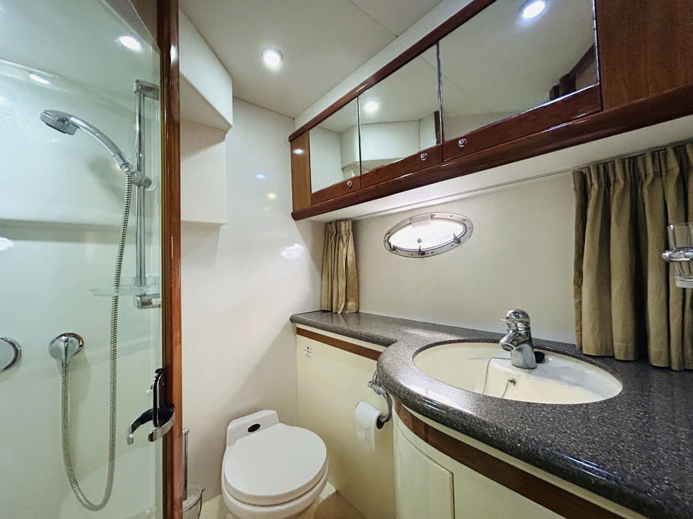 Sunseeker Camargue 53