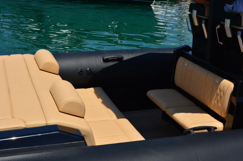 Technohull 38 Grand Sport