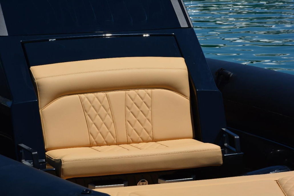 Technohull 38 Grand Sport