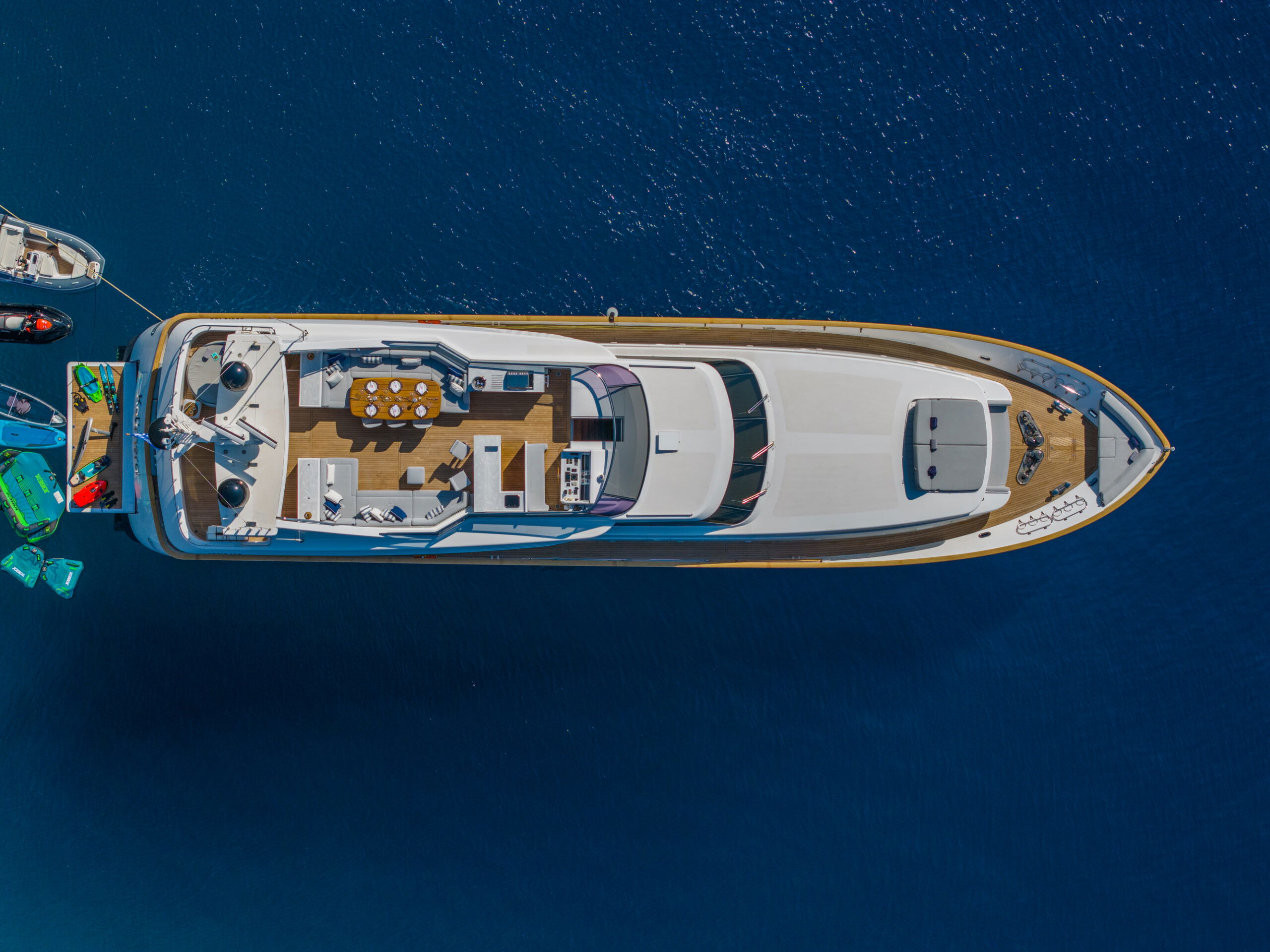 Cantieri di Pisa Akhir 100