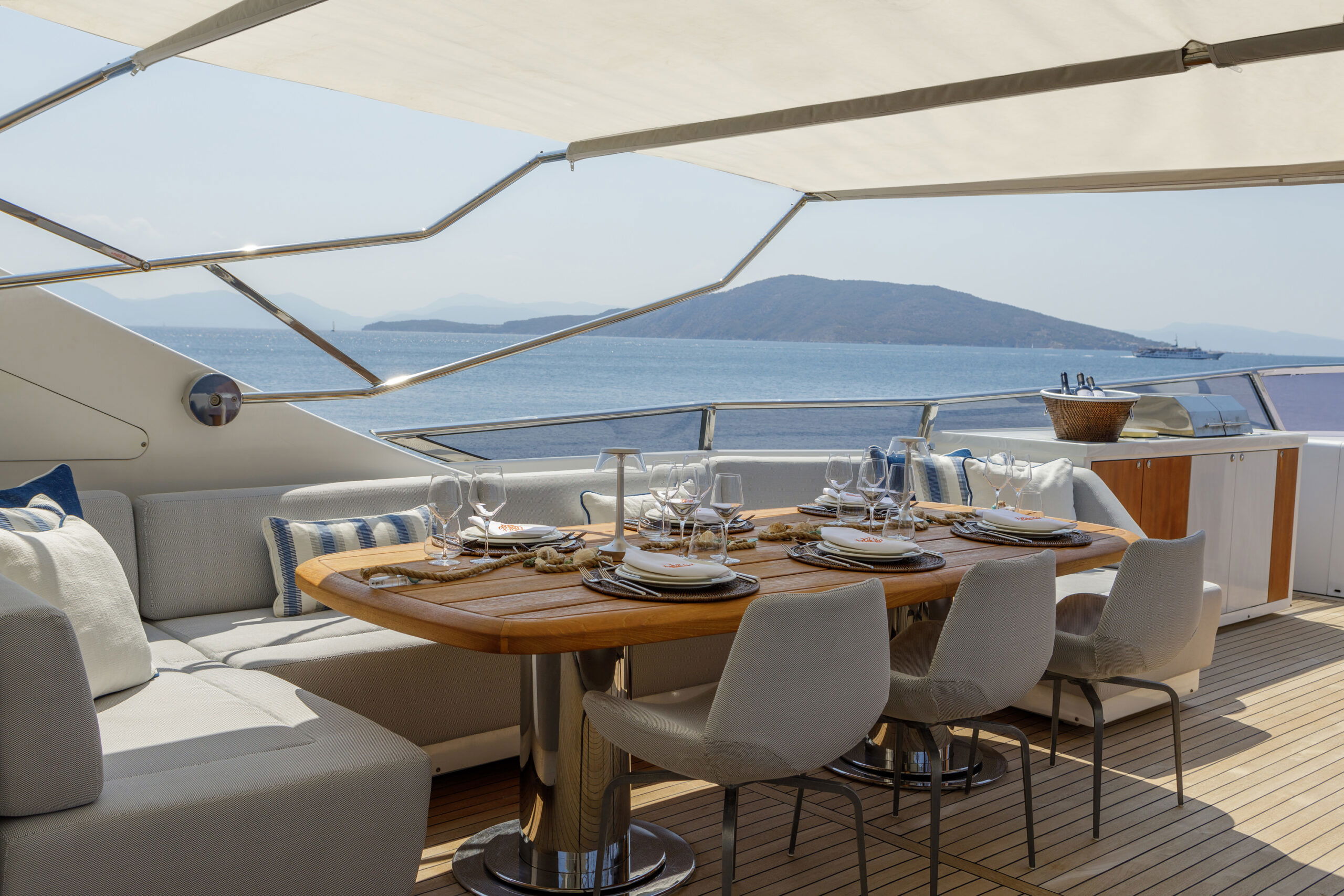 Cantieri di Pisa Akhir 100